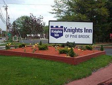 Knights Inn Of Pine Brook Exterior foto
